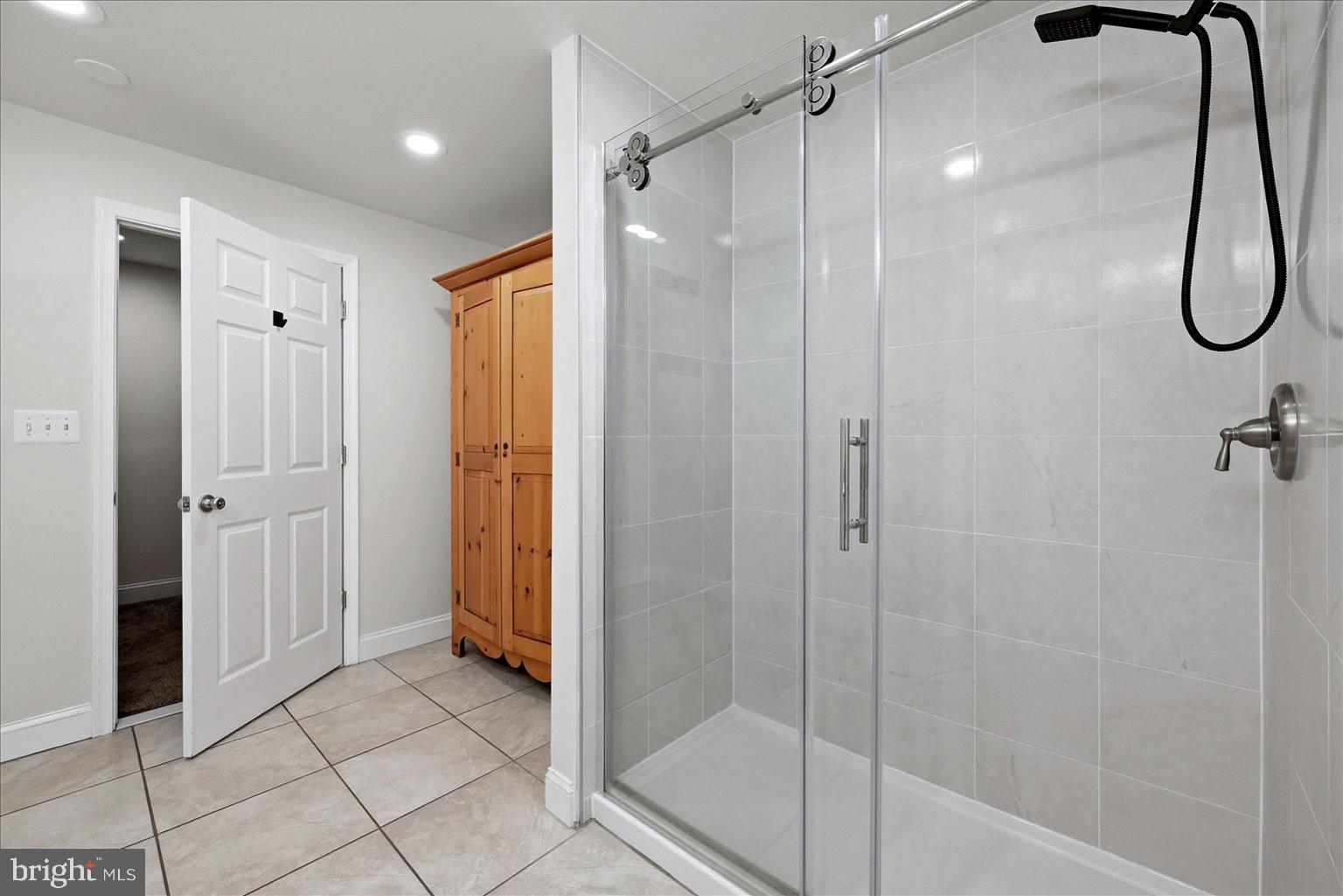 17301 VANNES COURT