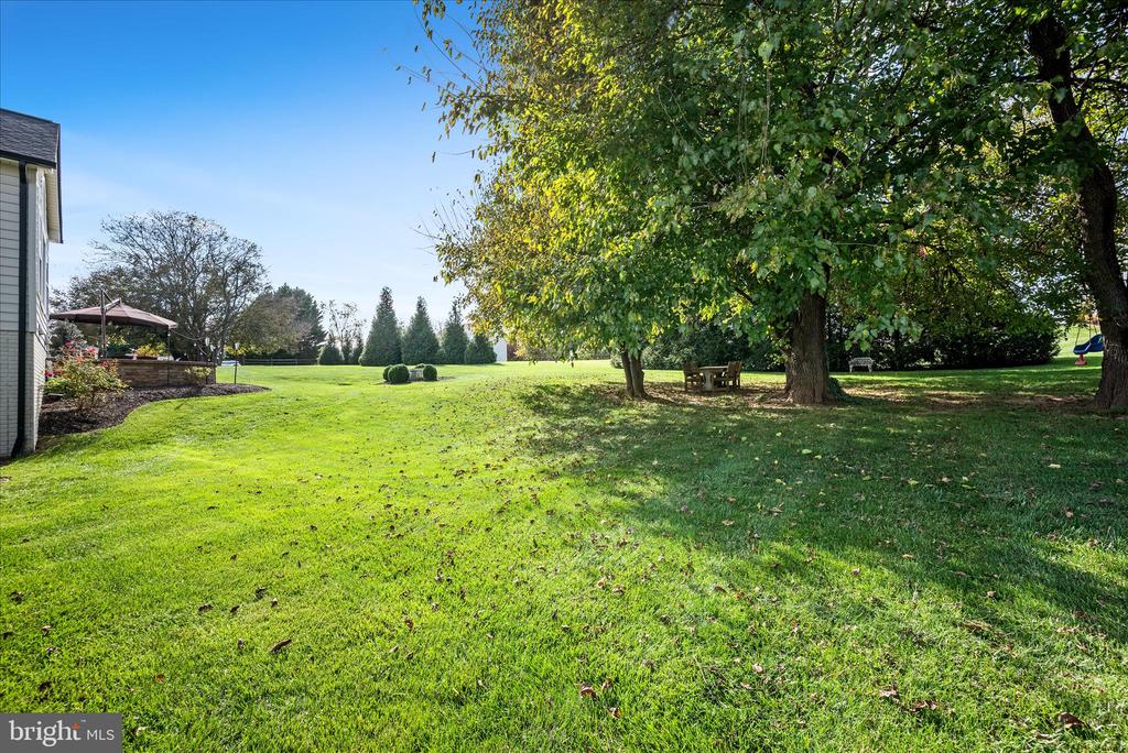 17301 VANNES COURT