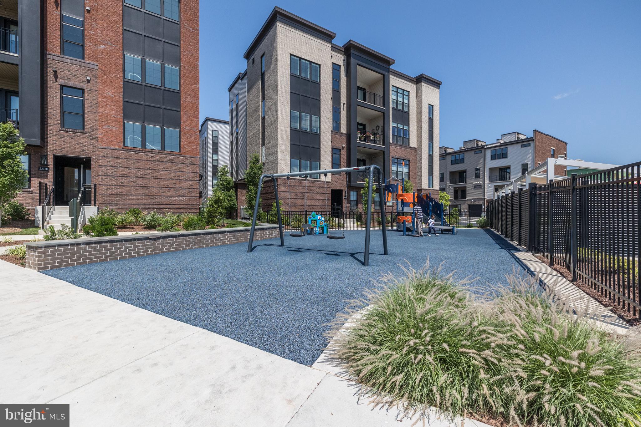 43442 CROSON LANE 100