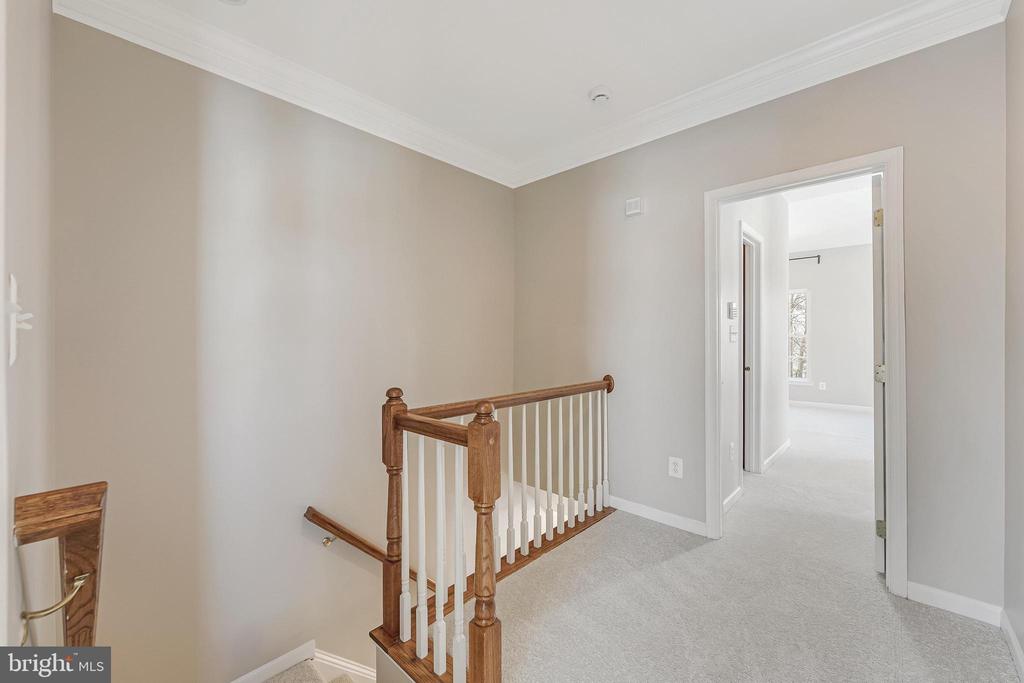 20401 TRAILS END TERRACE