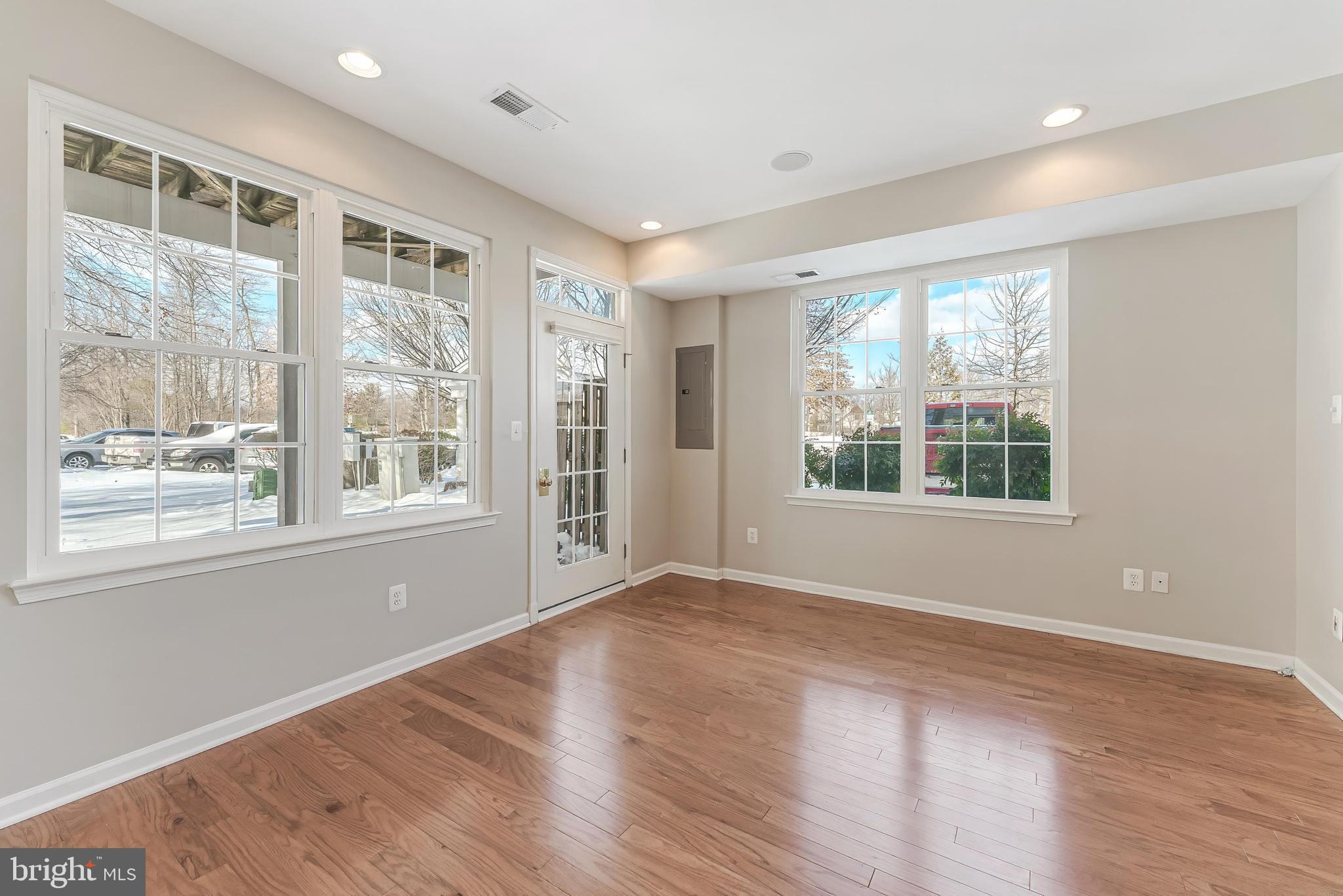 20401 TRAILS END TERRACE