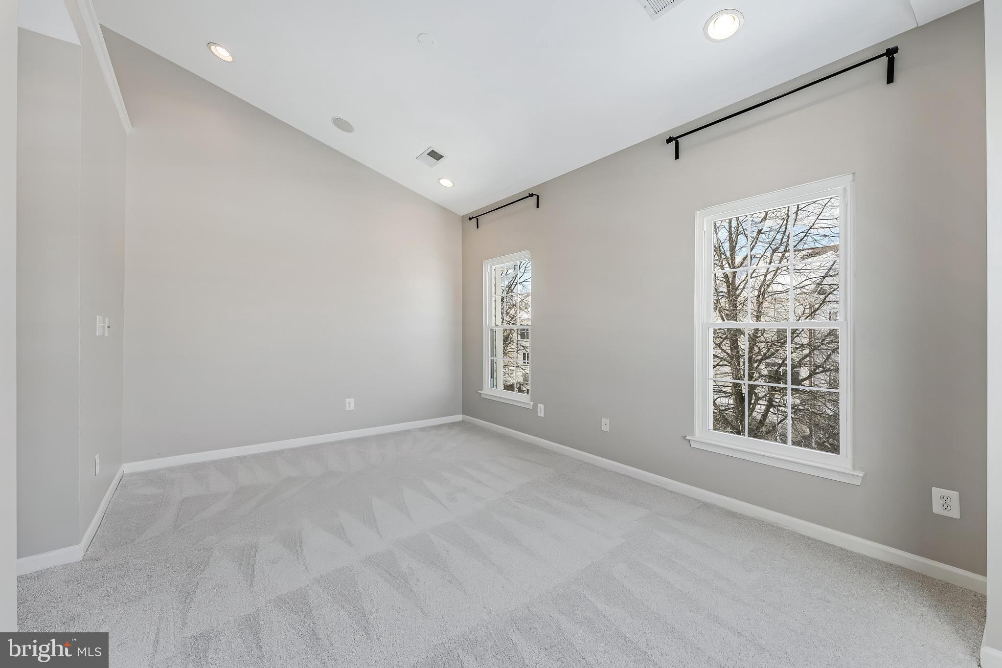 20401 TRAILS END TERRACE