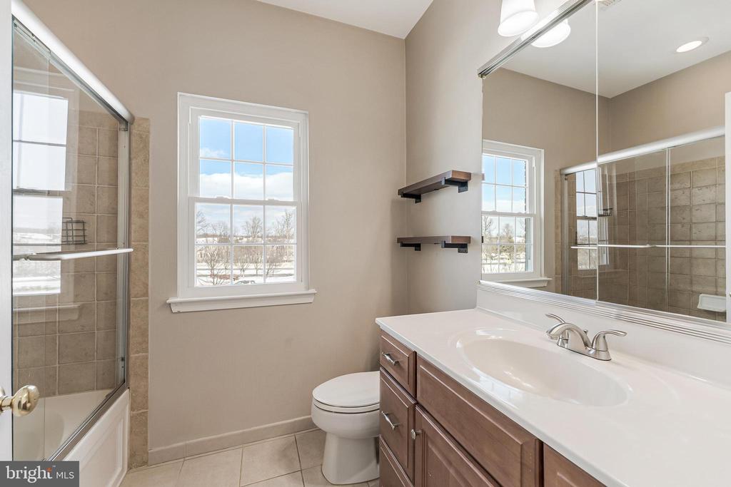 20401 TRAILS END TERRACE