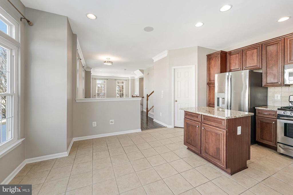 20401 TRAILS END TERRACE