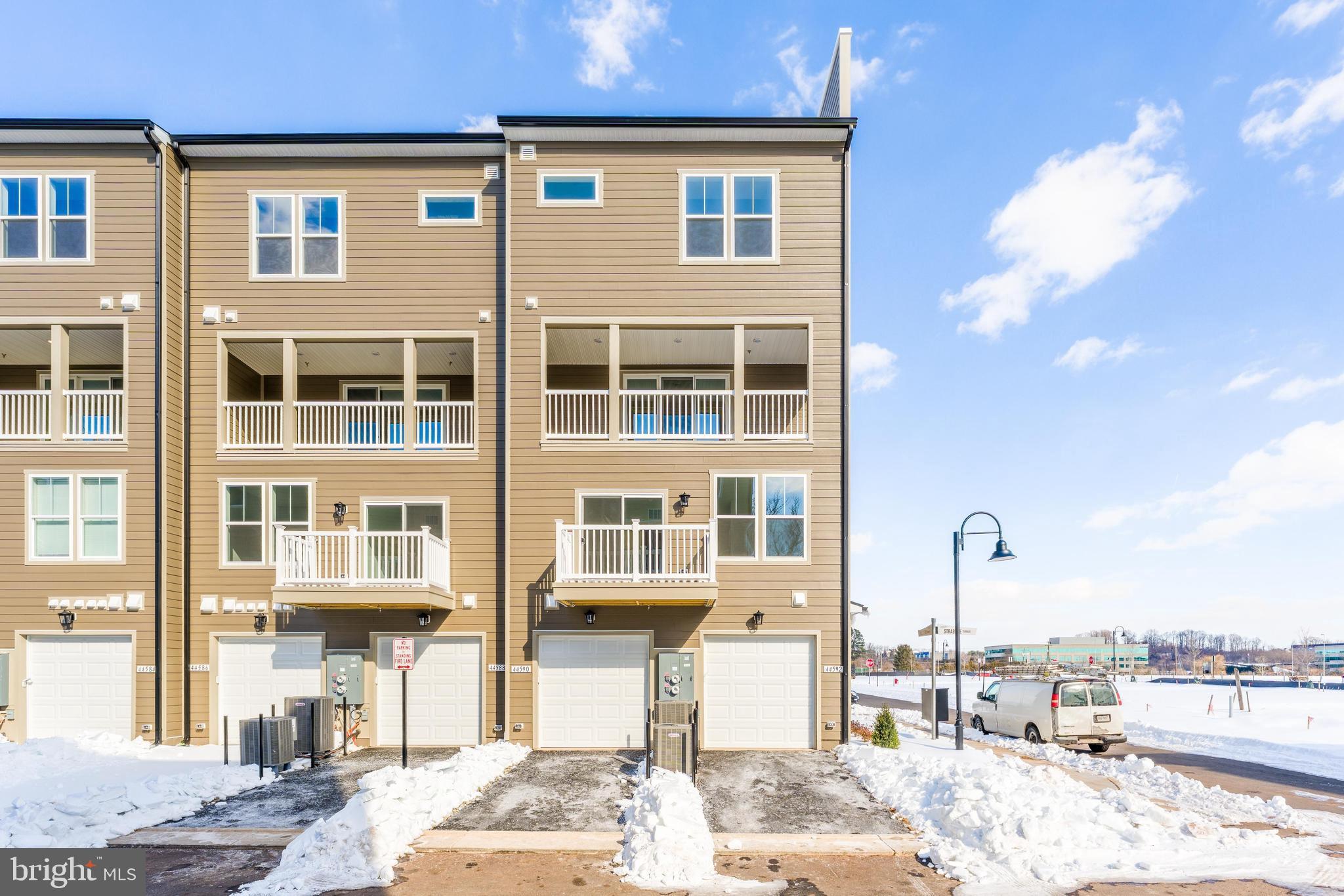 44592 STRABANE TERRACE