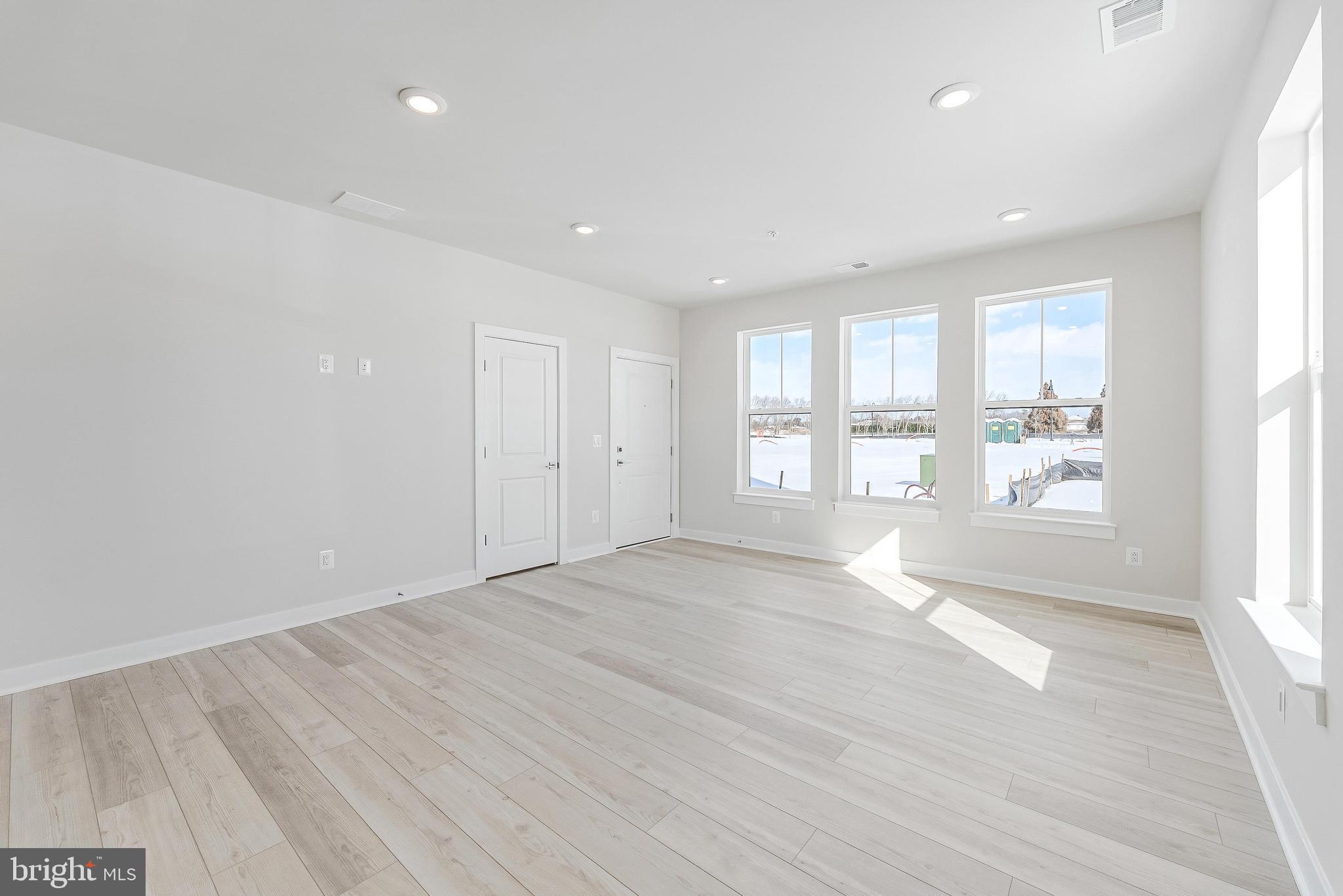 44592 STRABANE TERRACE