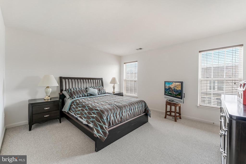 44472 TYRONE TERRACE