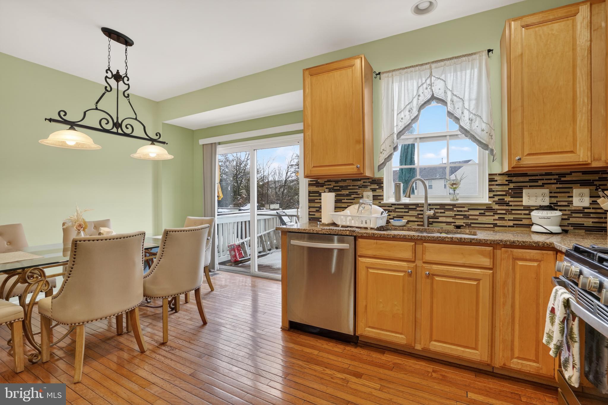 448 PEARLBUSH SQUARE NE