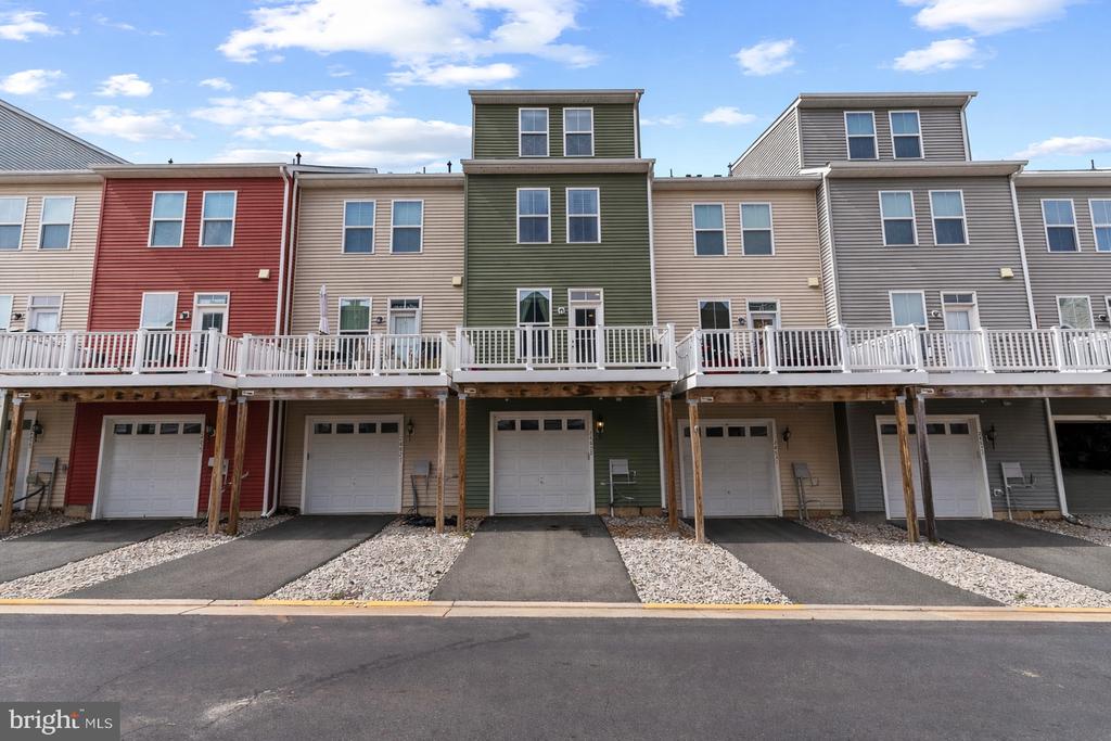 24829 COATS SQUARE