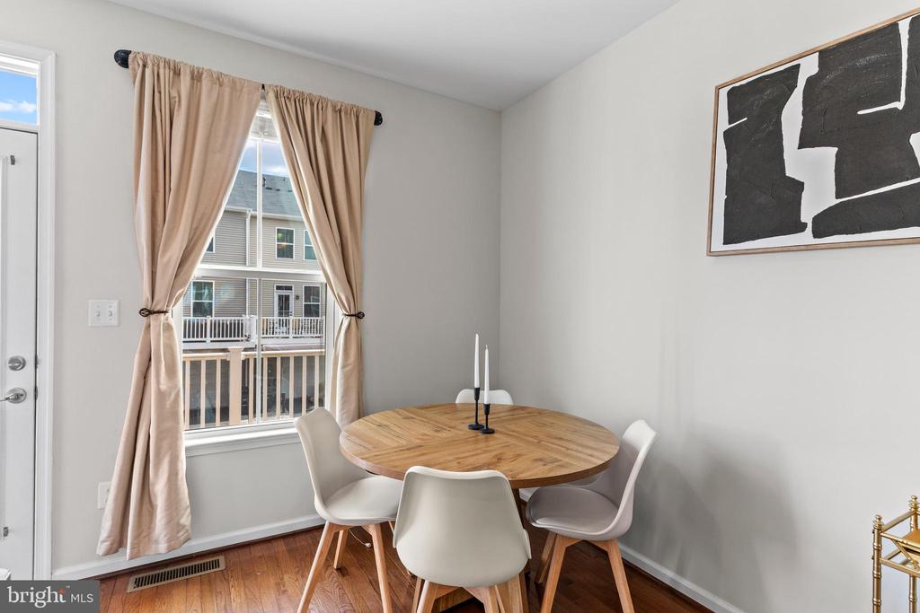 24829 COATS SQUARE