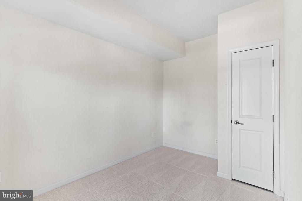 24829 COATS SQUARE