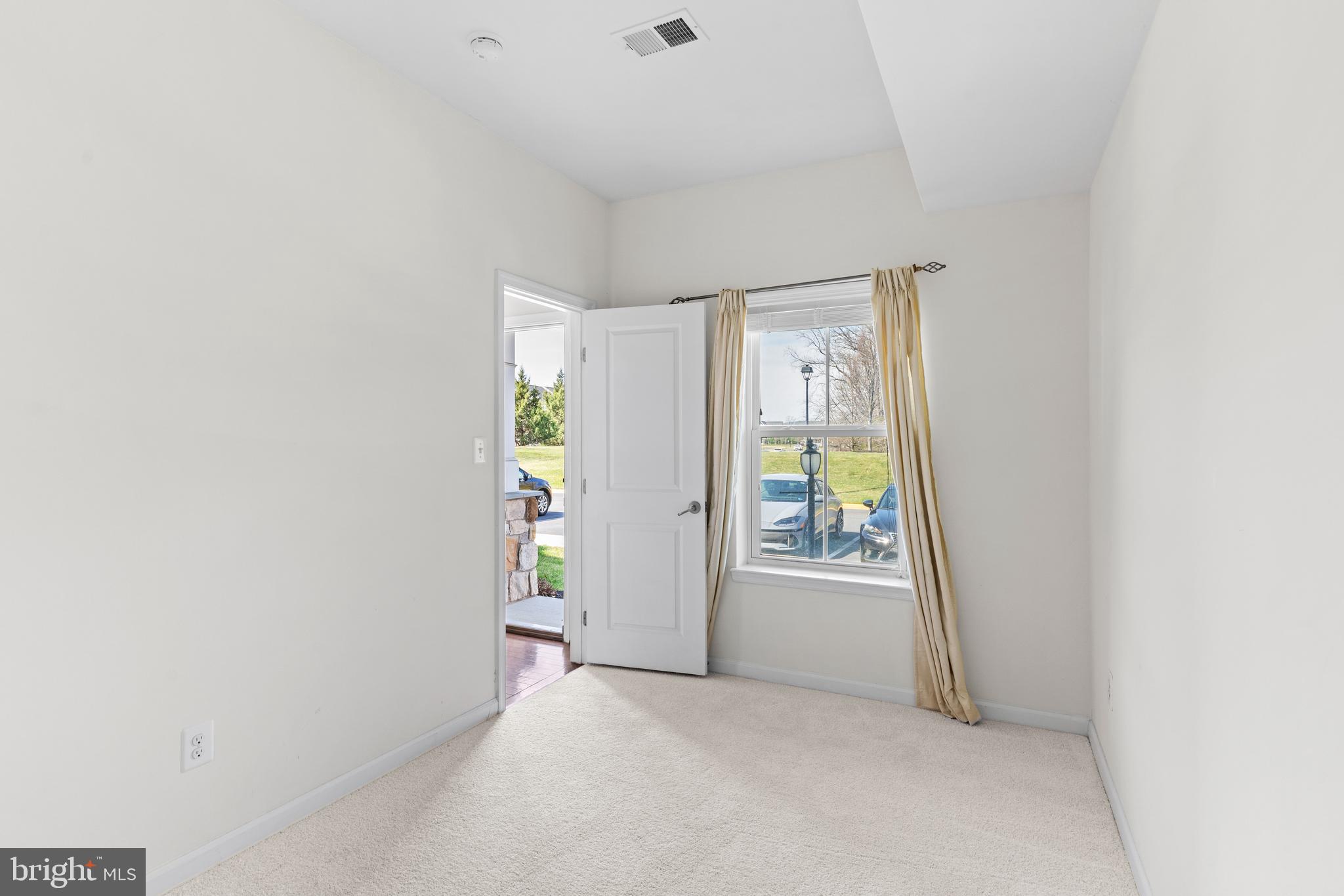 24829 COATS SQUARE