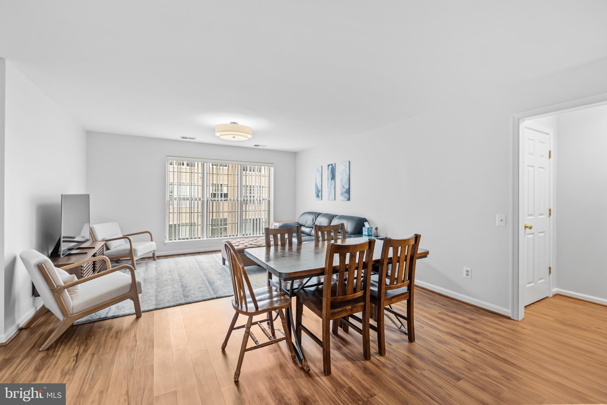 1130 HUNTMASTER TERRACE NE 201