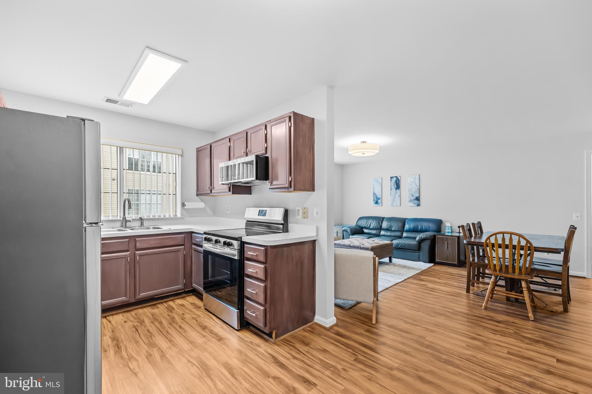 1130 HUNTMASTER TERRACE NE 201