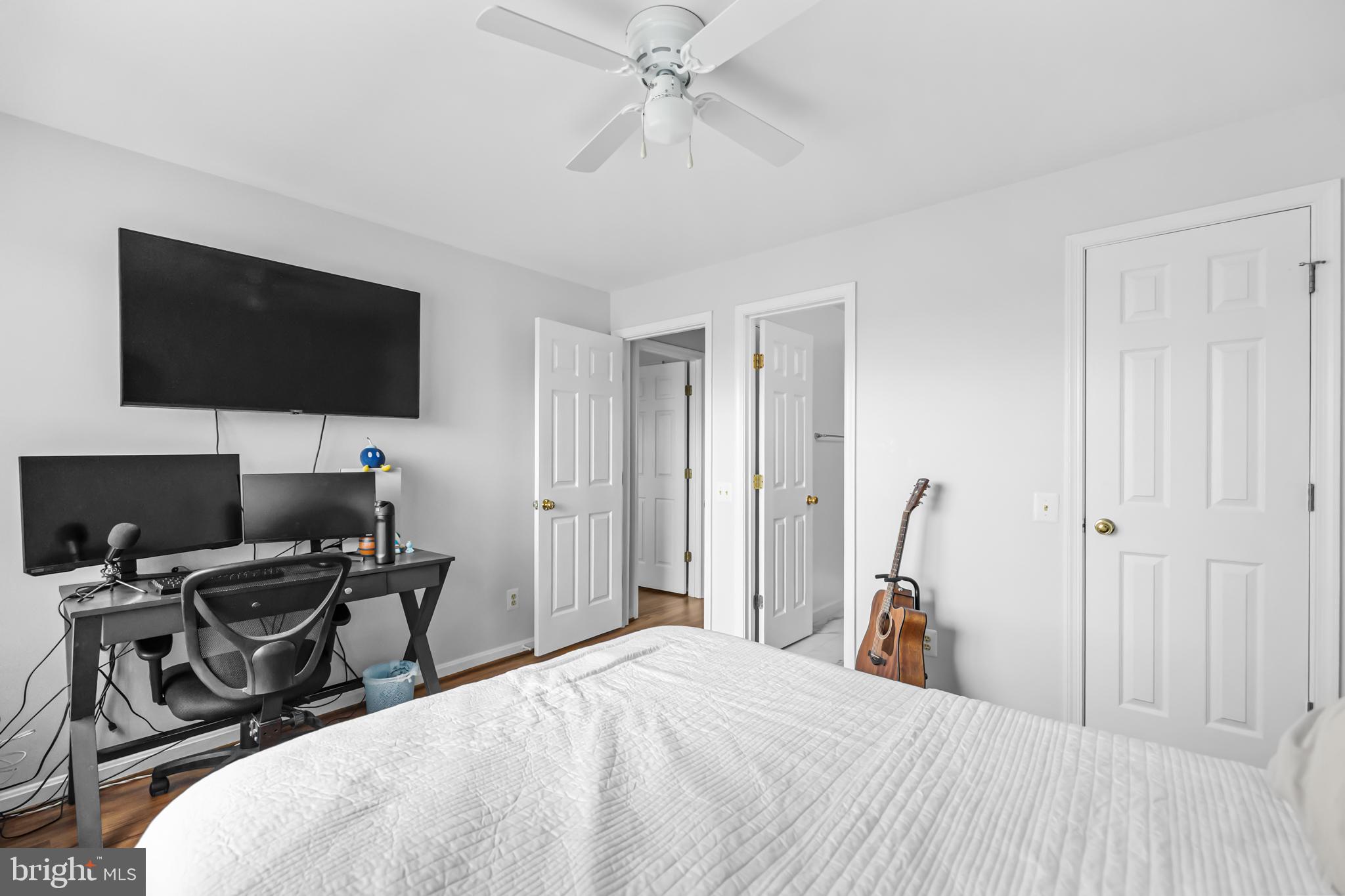 1130 HUNTMASTER TERRACE NE 201