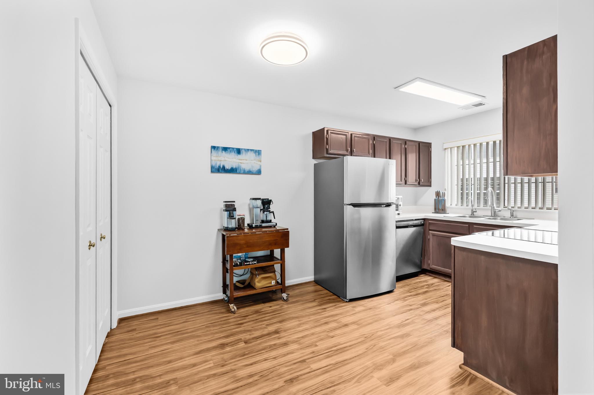 1130 HUNTMASTER TERRACE NE 201