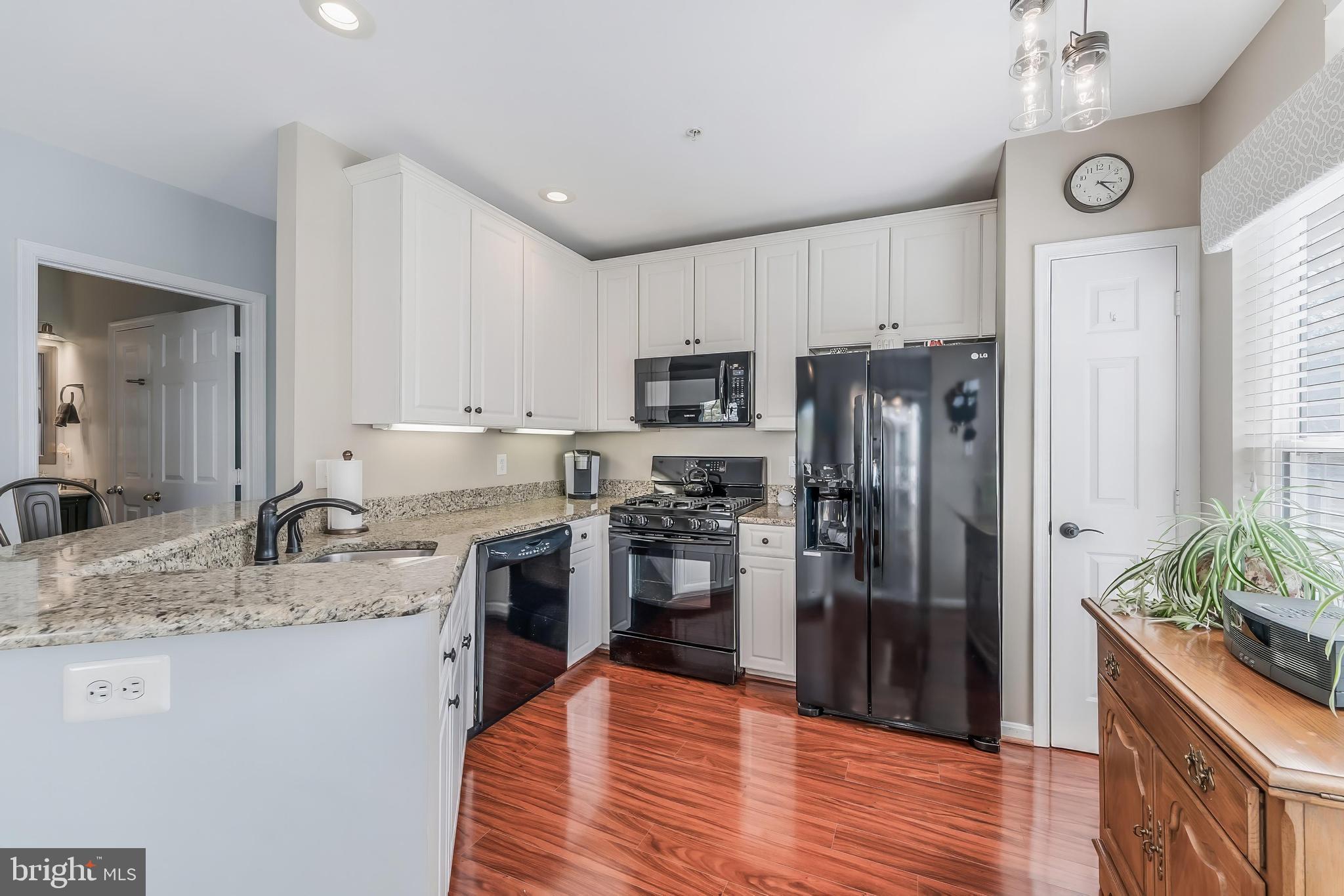 43114 WATERCREST SQUARE 200