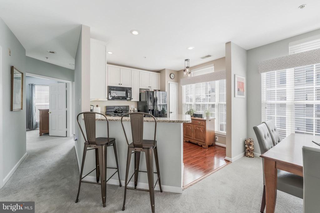 43114 WATERCREST SQUARE 200