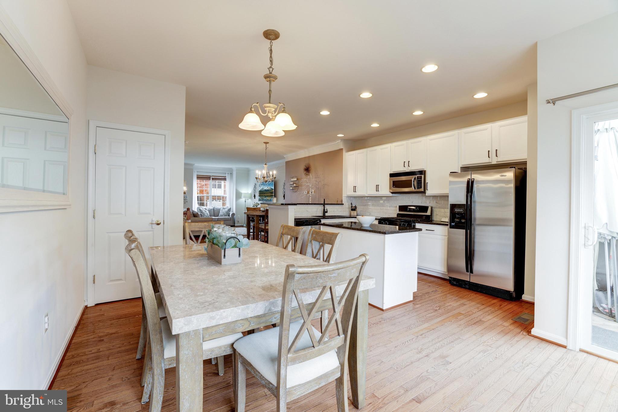 575 EDMONTON TERRACE NE