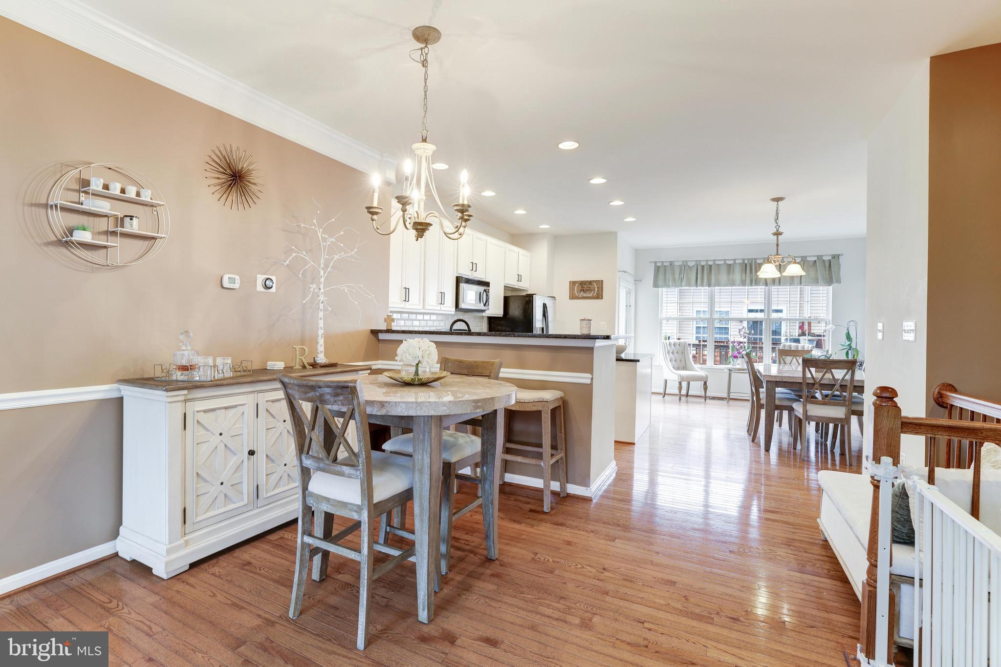 575 EDMONTON TERRACE NE