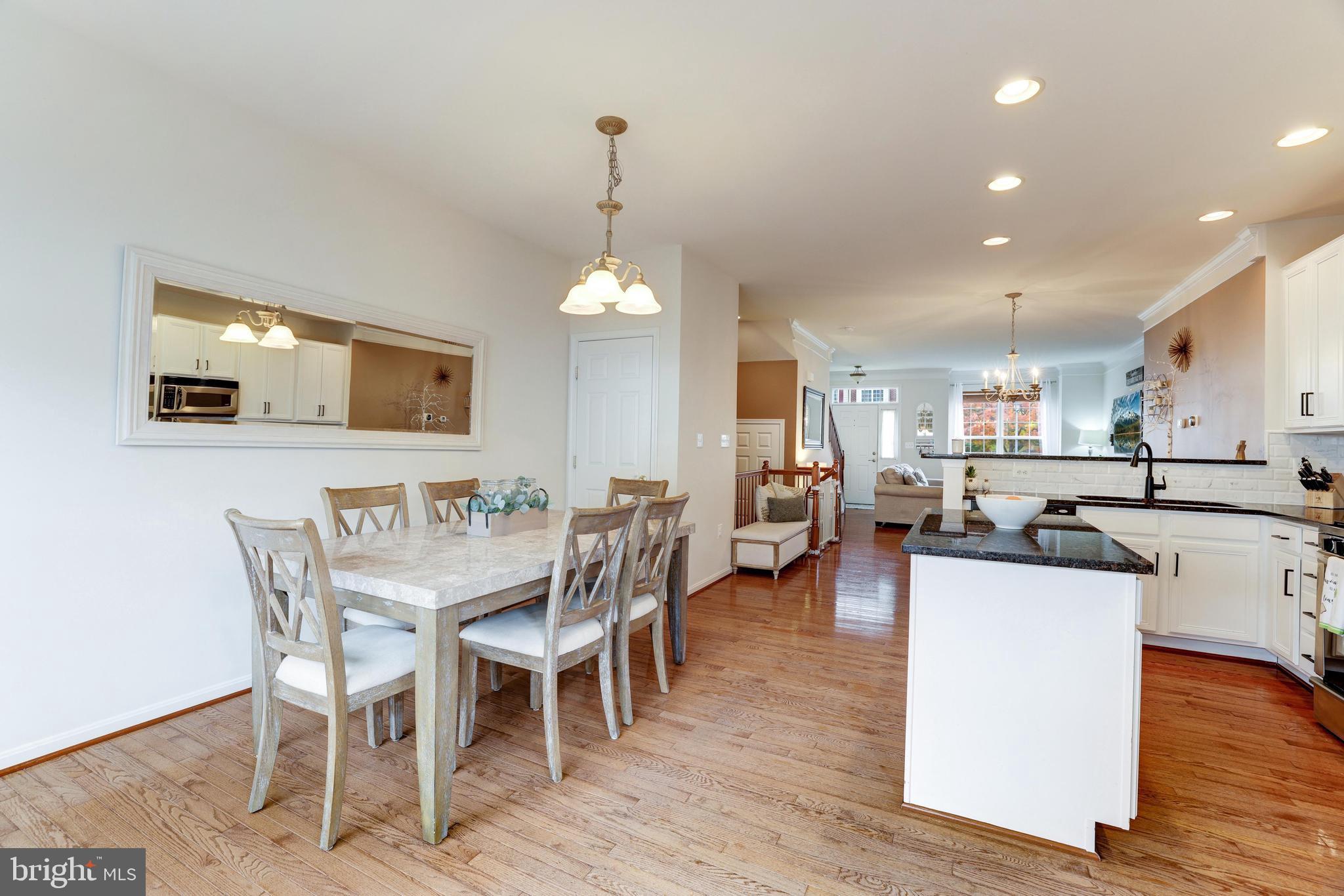 575 EDMONTON TERRACE NE