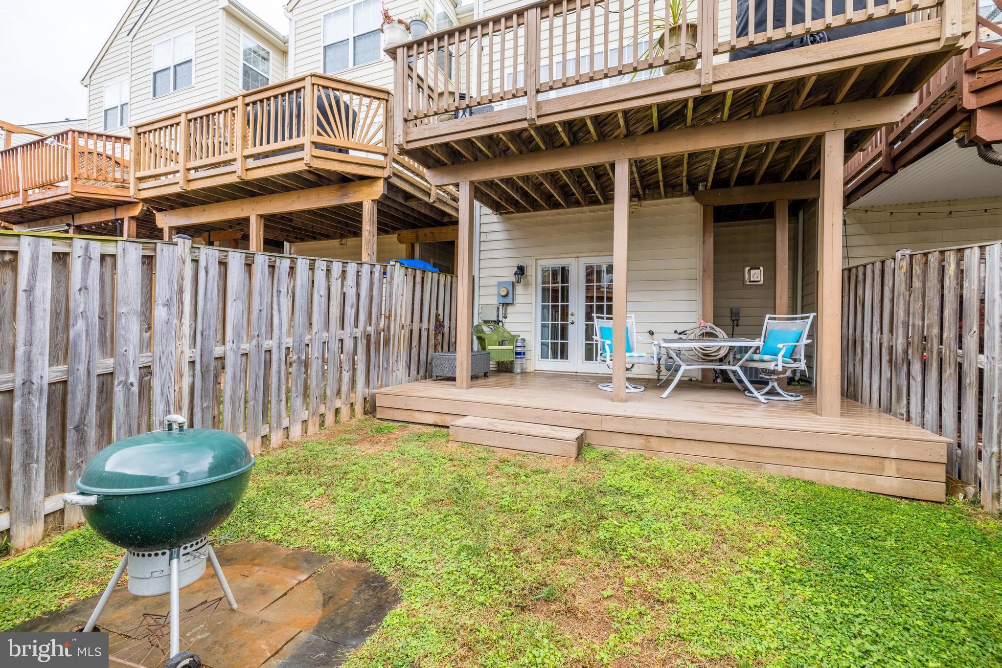 575 EDMONTON TERRACE NE