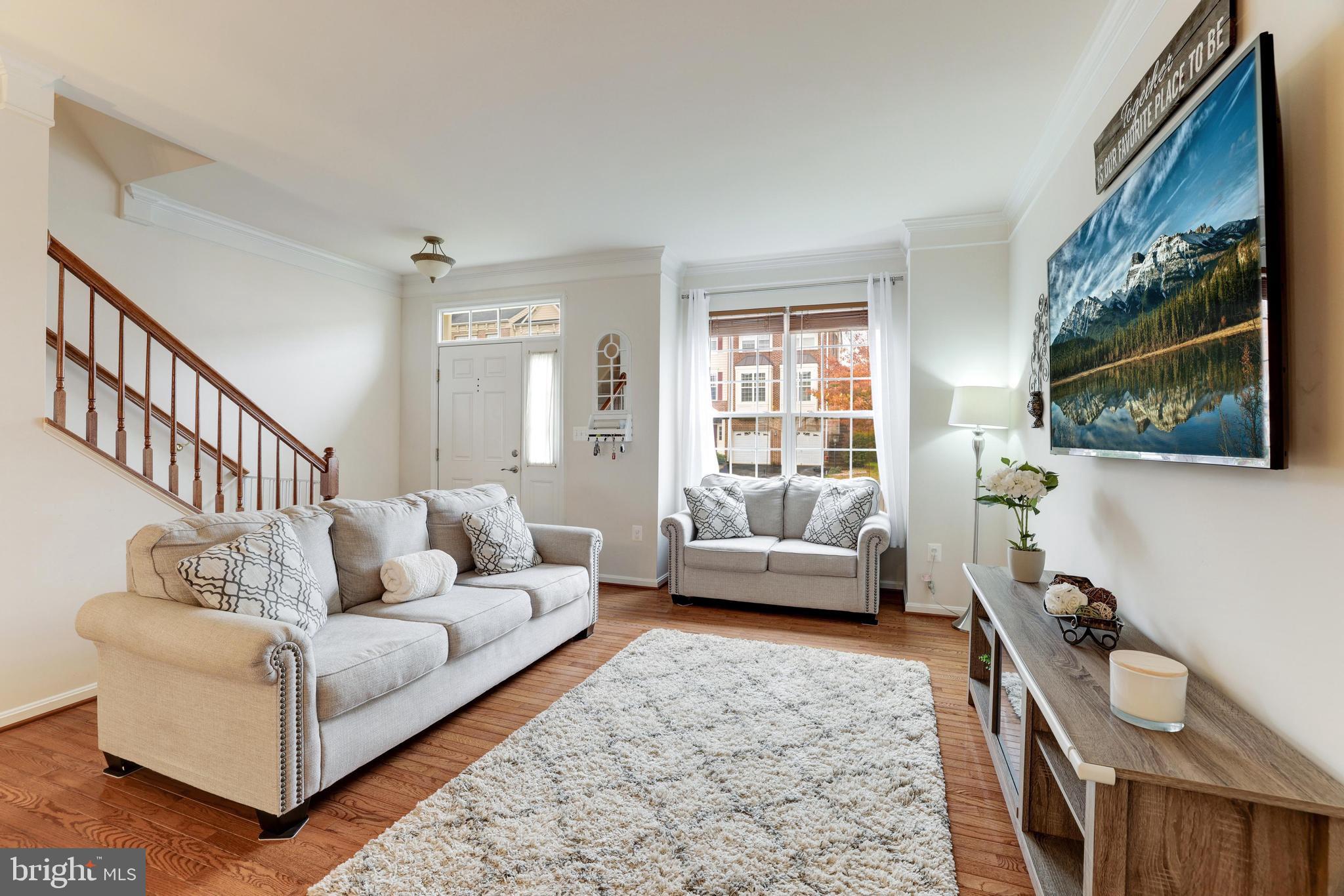 575 EDMONTON TERRACE NE