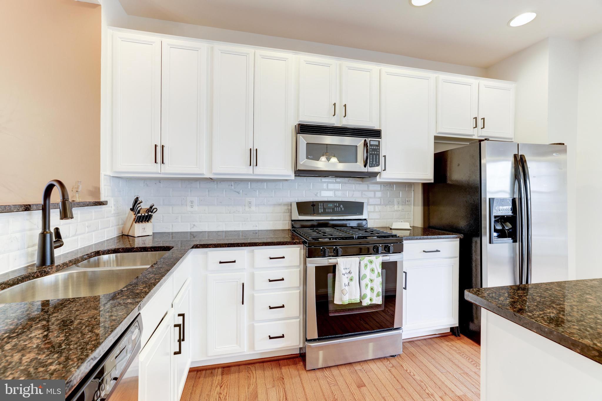 575 EDMONTON TERRACE NE