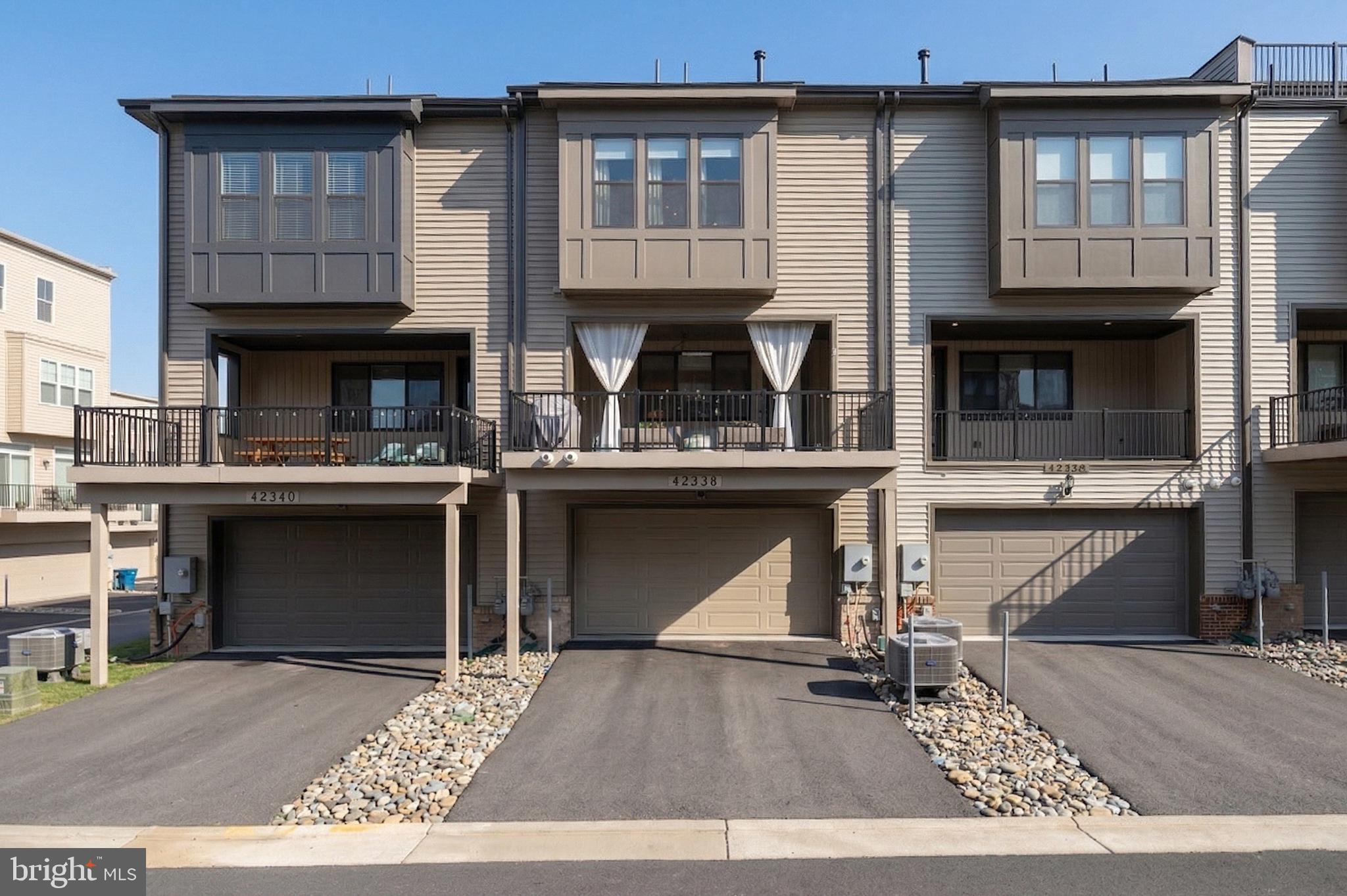 42338 NELSONVILLE TERRACE