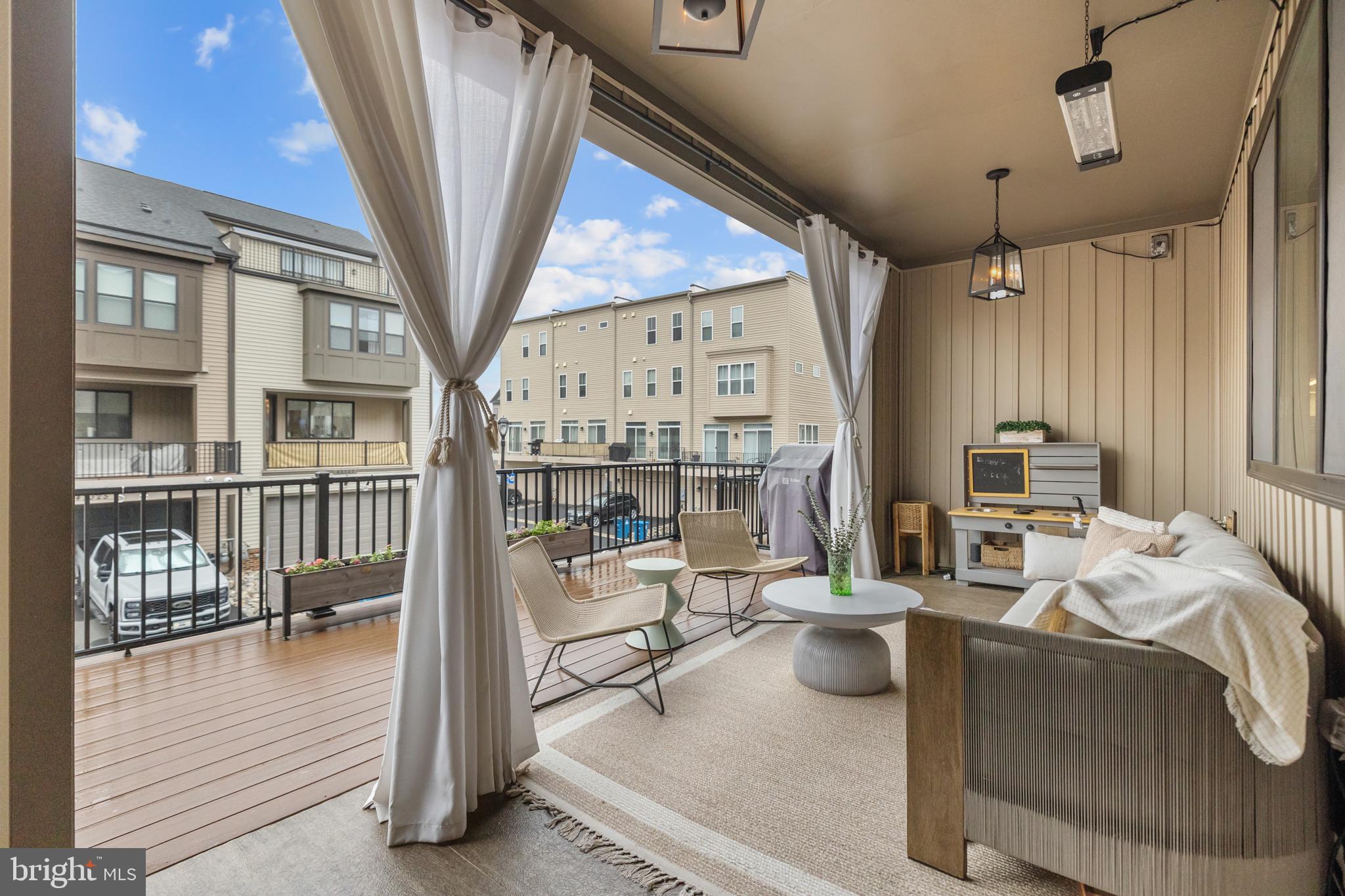 42338 NELSONVILLE TERRACE