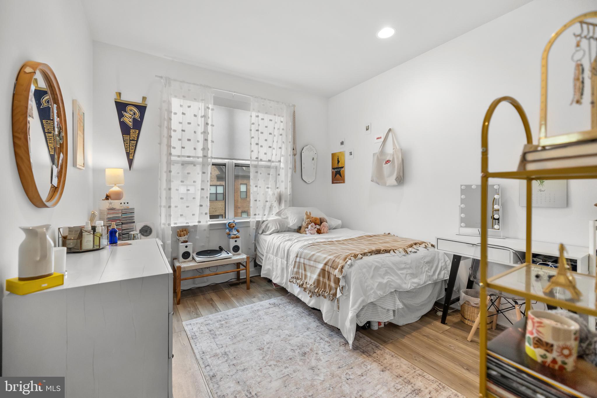 42338 NELSONVILLE TERRACE