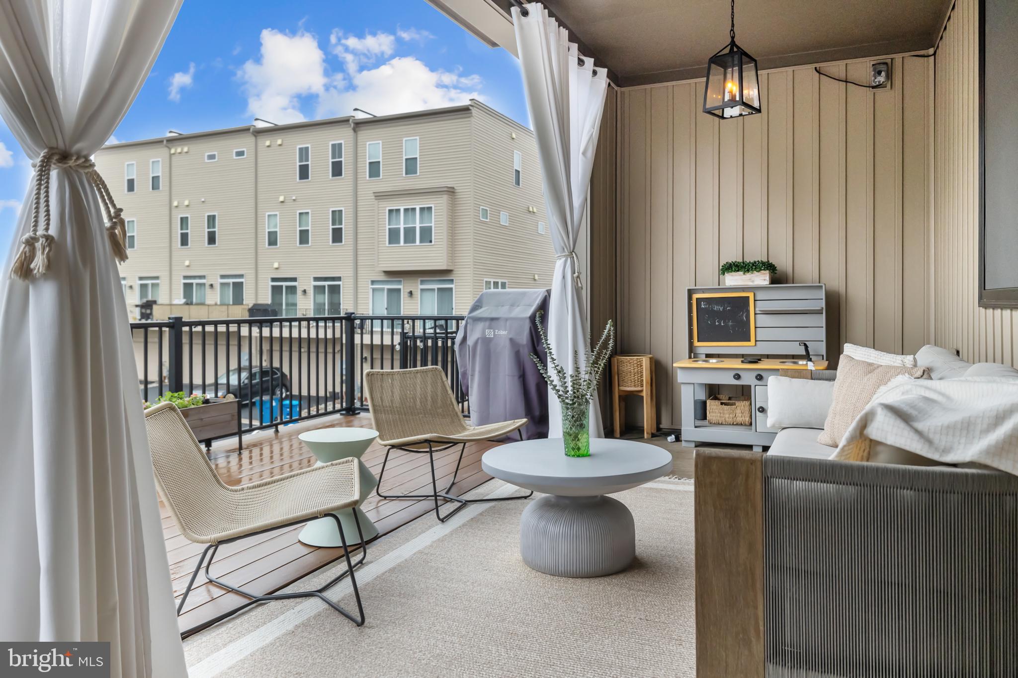 42338 NELSONVILLE TERRACE