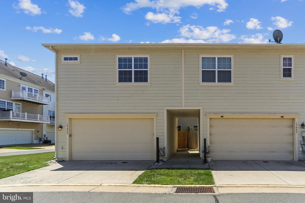 19446 COPPERMINE SQUARE