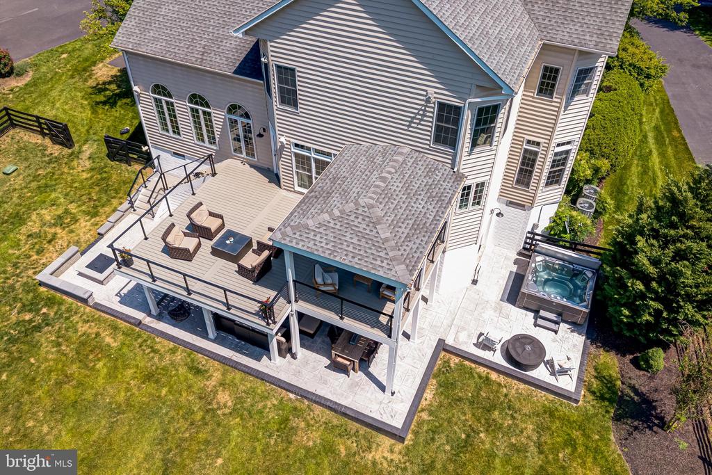24168 SPRING MEADOW CIRCLE