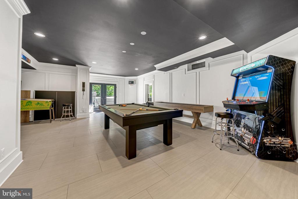 24168 SPRING MEADOW CIRCLE