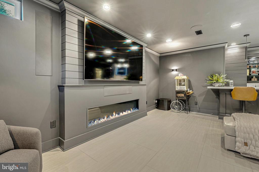 24168 SPRING MEADOW CIRCLE