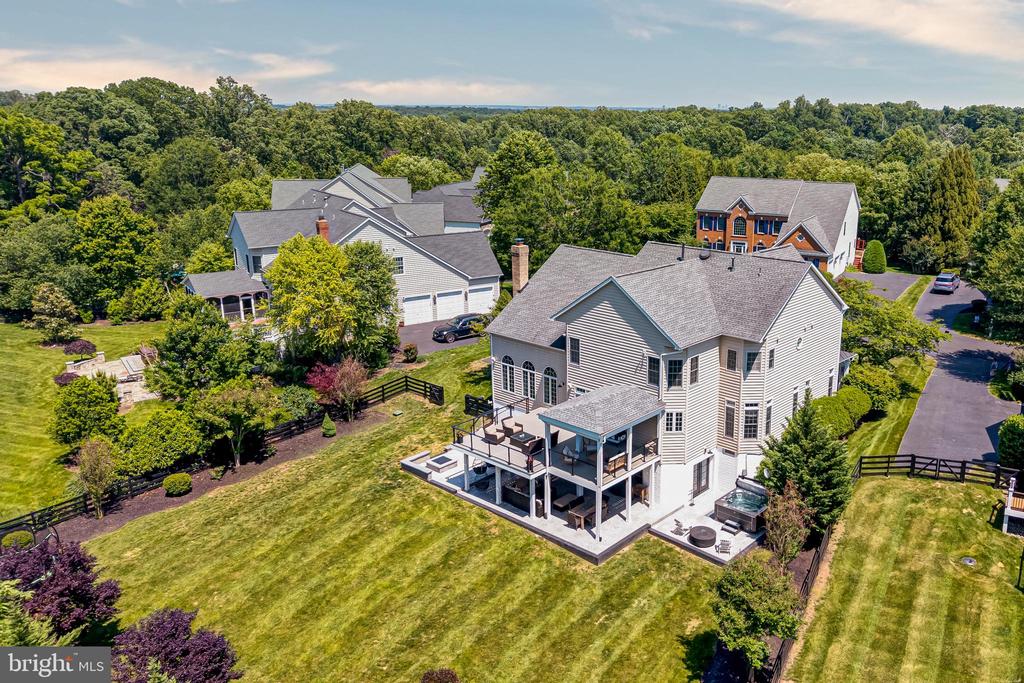 24168 SPRING MEADOW CIRCLE