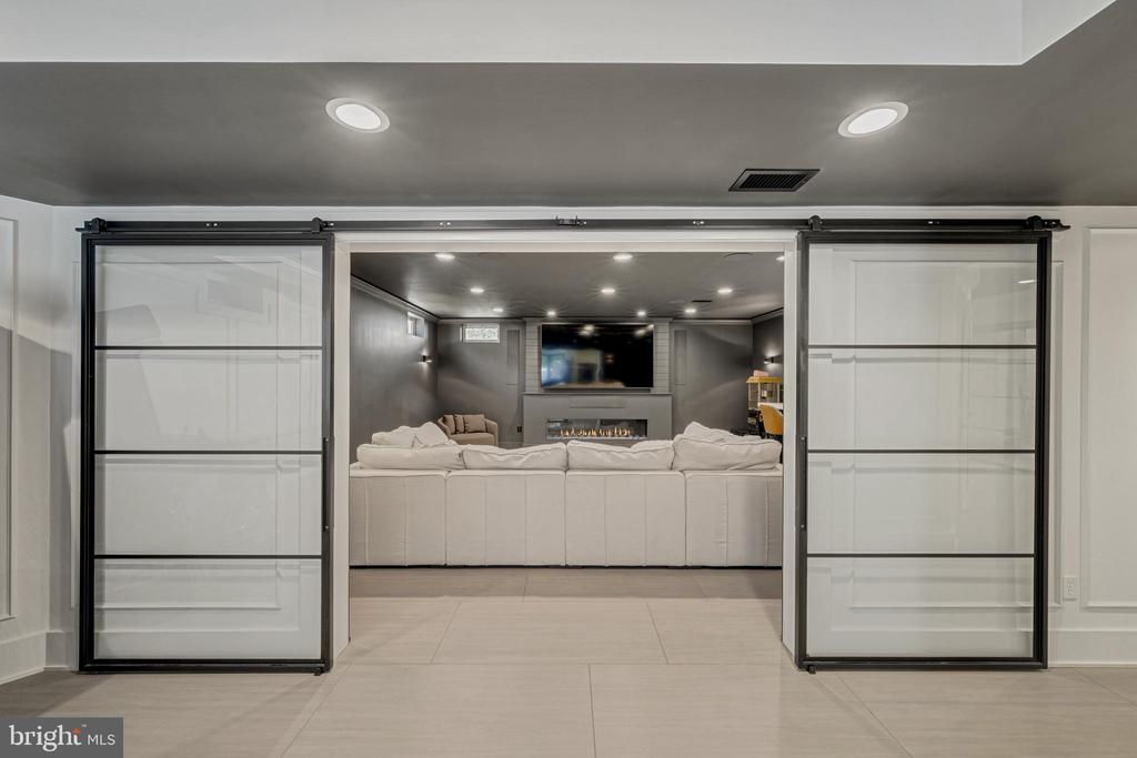 24168 SPRING MEADOW CIRCLE