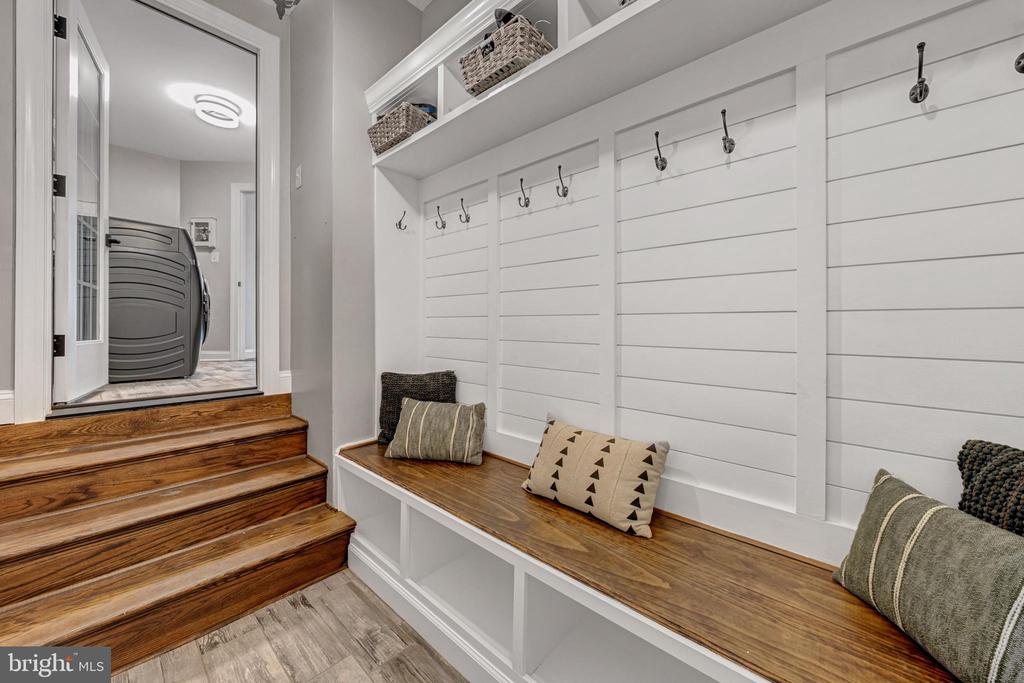 24168 SPRING MEADOW CIRCLE