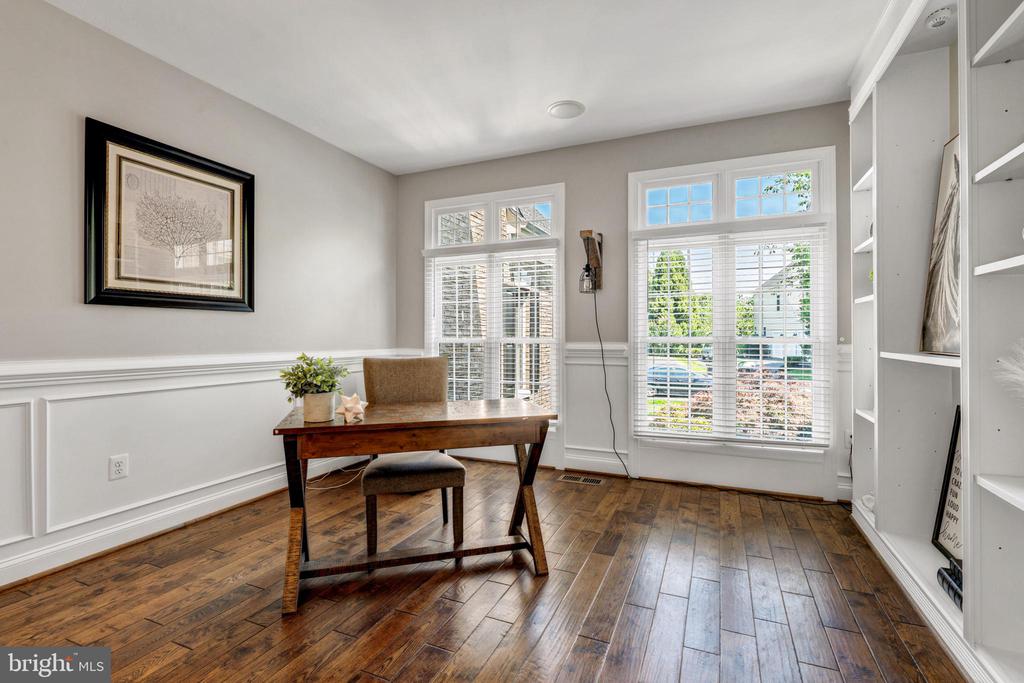 24168 SPRING MEADOW CIRCLE