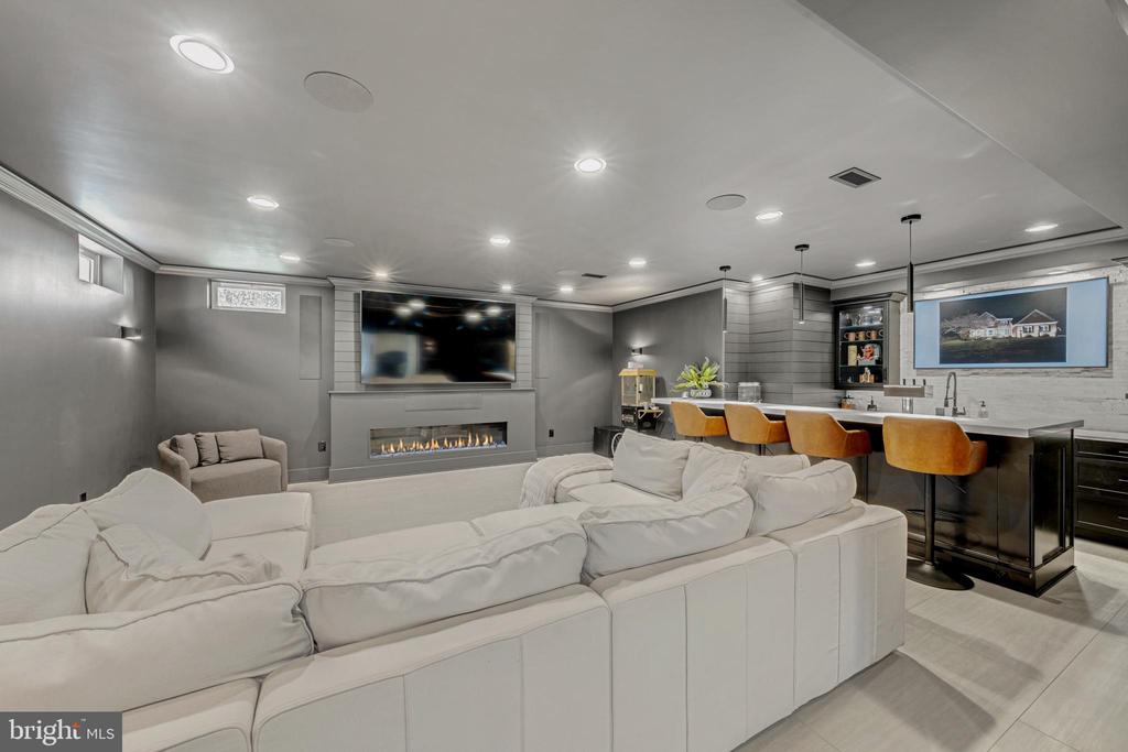 24168 SPRING MEADOW CIRCLE