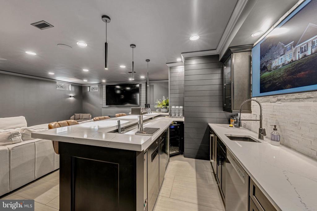 24168 SPRING MEADOW CIRCLE