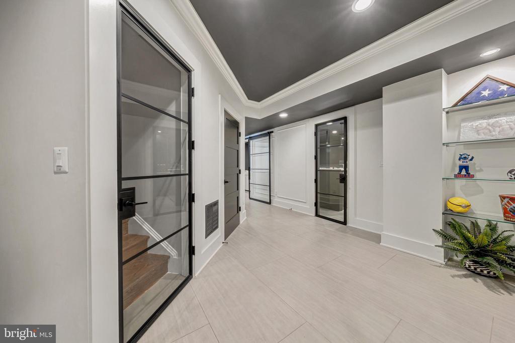 24168 SPRING MEADOW CIRCLE