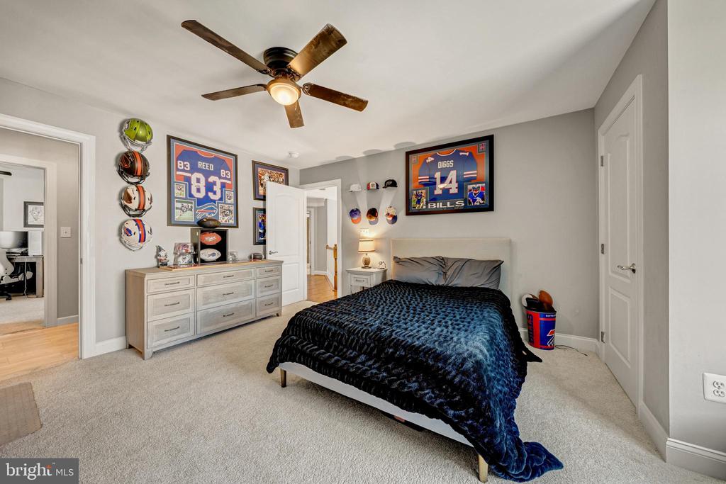 24168 SPRING MEADOW CIRCLE