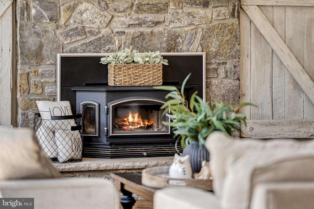 24168 SPRING MEADOW CIRCLE