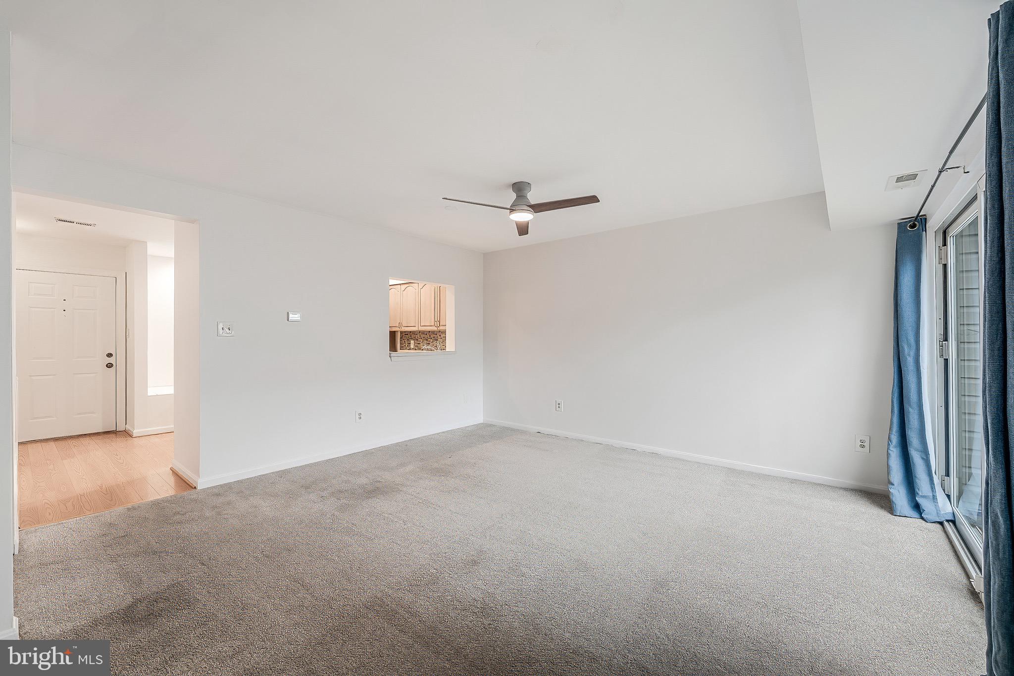 98 SAINT CHARLES SQUARE