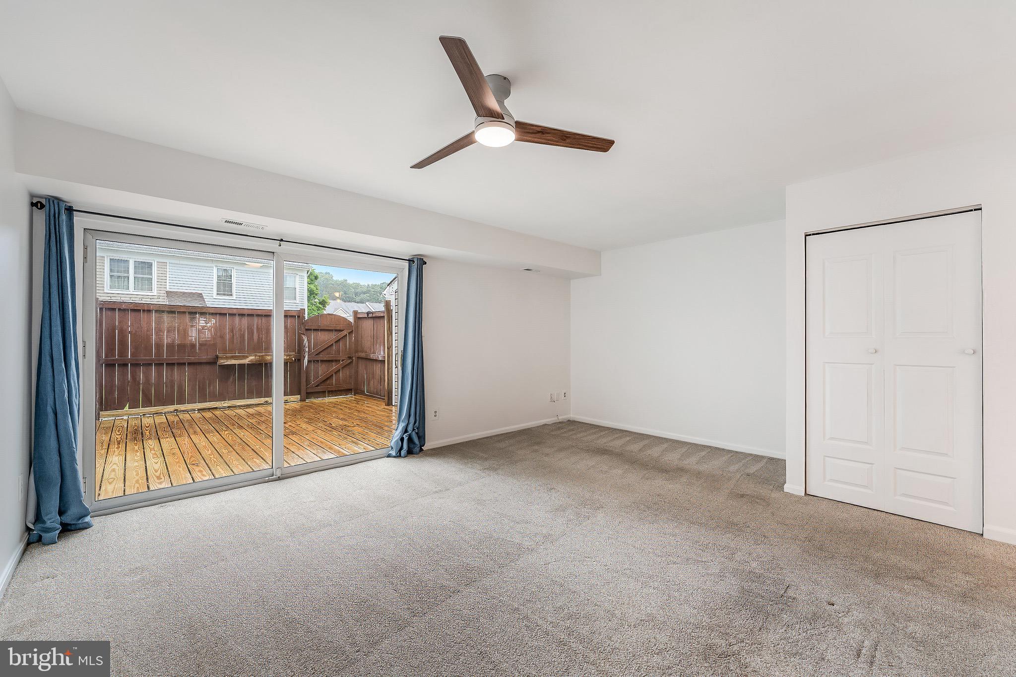 98 SAINT CHARLES SQUARE