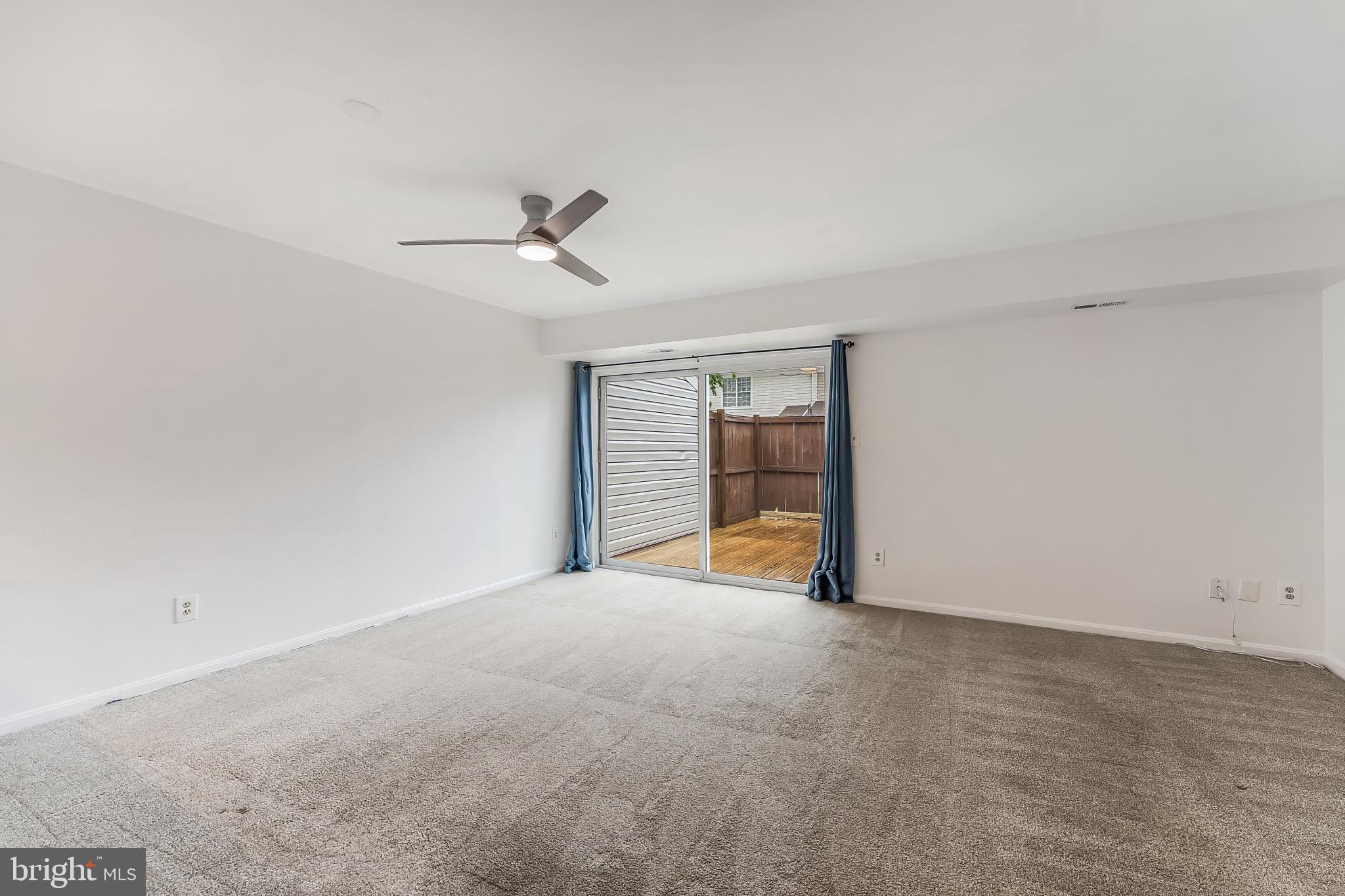 98 SAINT CHARLES SQUARE