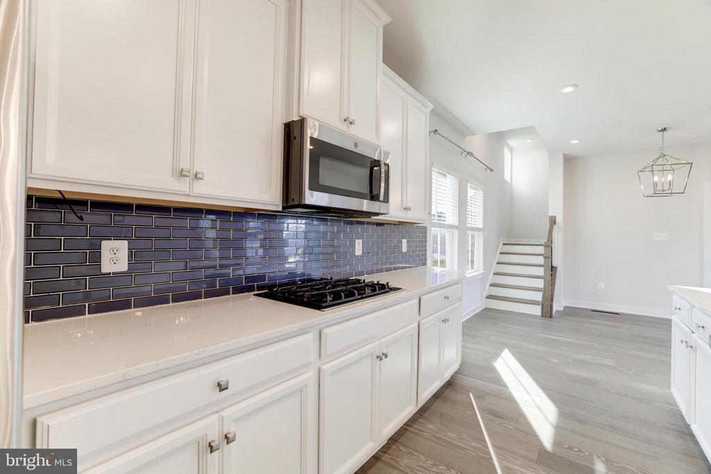 13 S LOCUST STREET