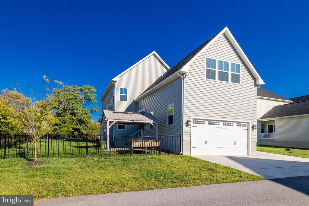 13 S LOCUST STREET